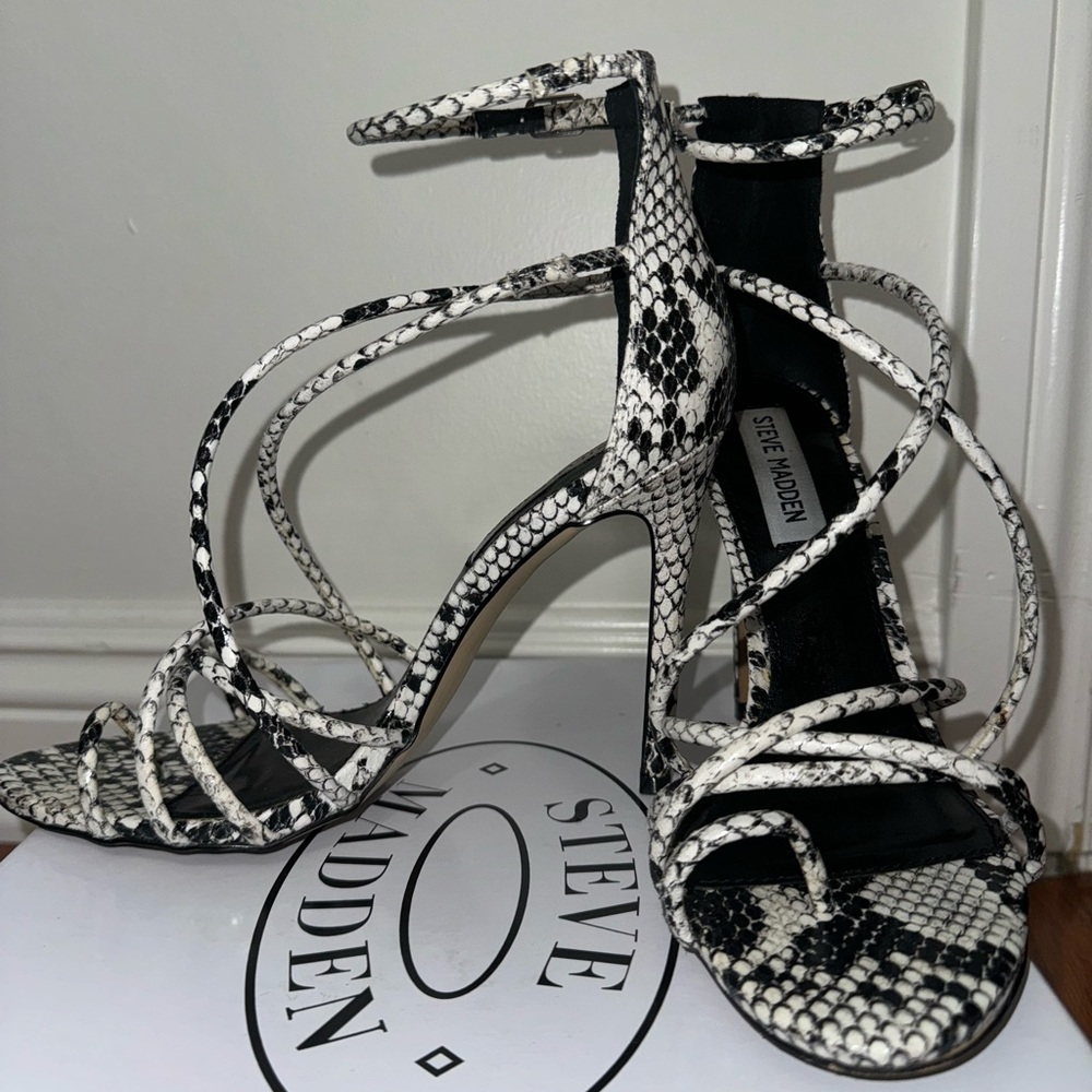 Steve Madden Satya Natural Snake Heels